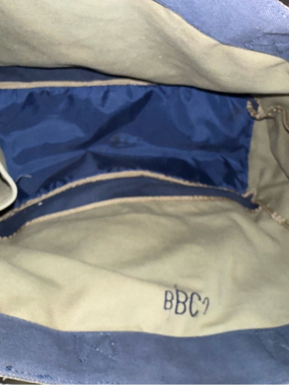 ‼️Rare print Lands End medium Zip tote - Picture 6 of 10